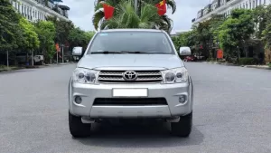 Xe Nhật SUV 7 chỗ gầm cao