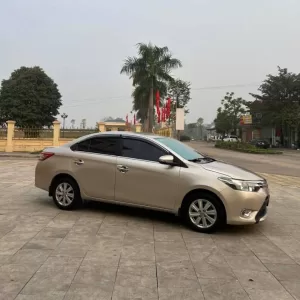 Xe Vios E 2015 số sàn