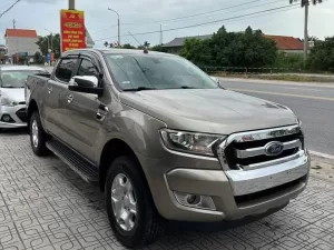 Ford Ranger XLT 2017 số sàn 2 cầu điện
