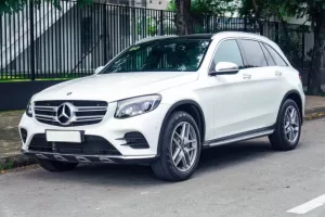 Mercedes GLC300 trắng