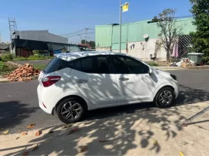 Em cần ra đi i10 1.2 AT bản đủ sx 2023