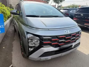 Cần bán Hyundai Stargazer X