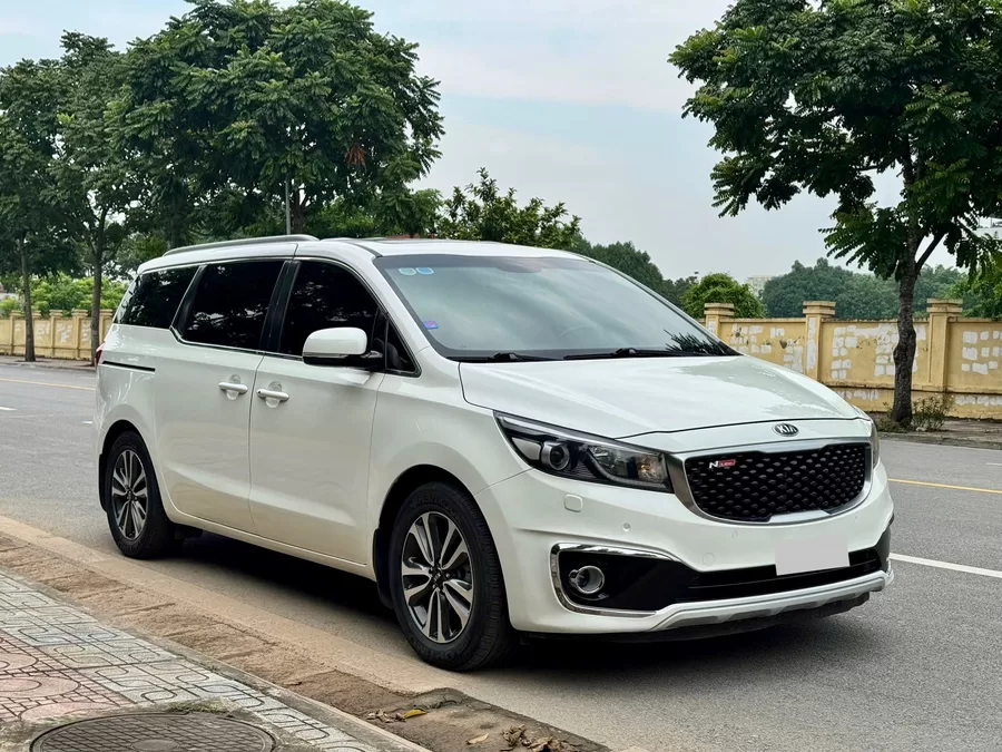 Kia sedona 2.2D ATH Sx 2017 Bản Full