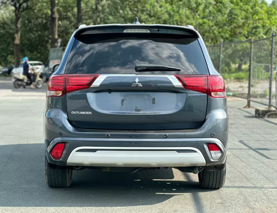 Mitsubishi Outlander 2.0 Premium 2022 53.000 km - Ảnh 4