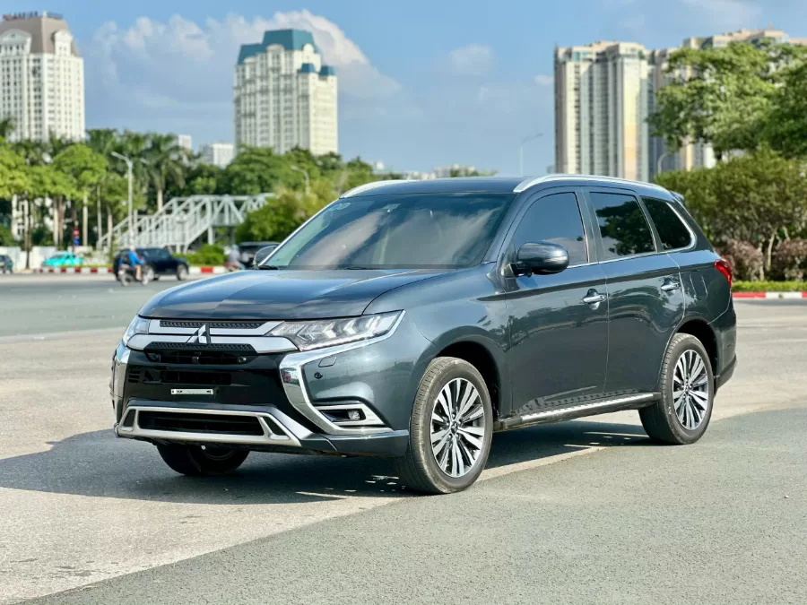 Mitsubishi Outlander 2.0 Premium 2022 53.000 km - Ảnh 5
