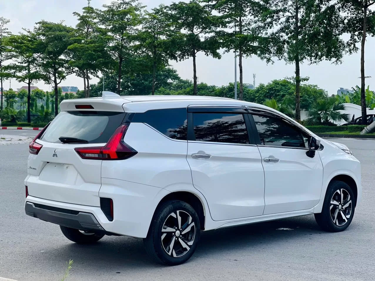 MITSUBISHI XPANDER 1.5 PREMIUM 2024 - 30.000KM - Ảnh 3