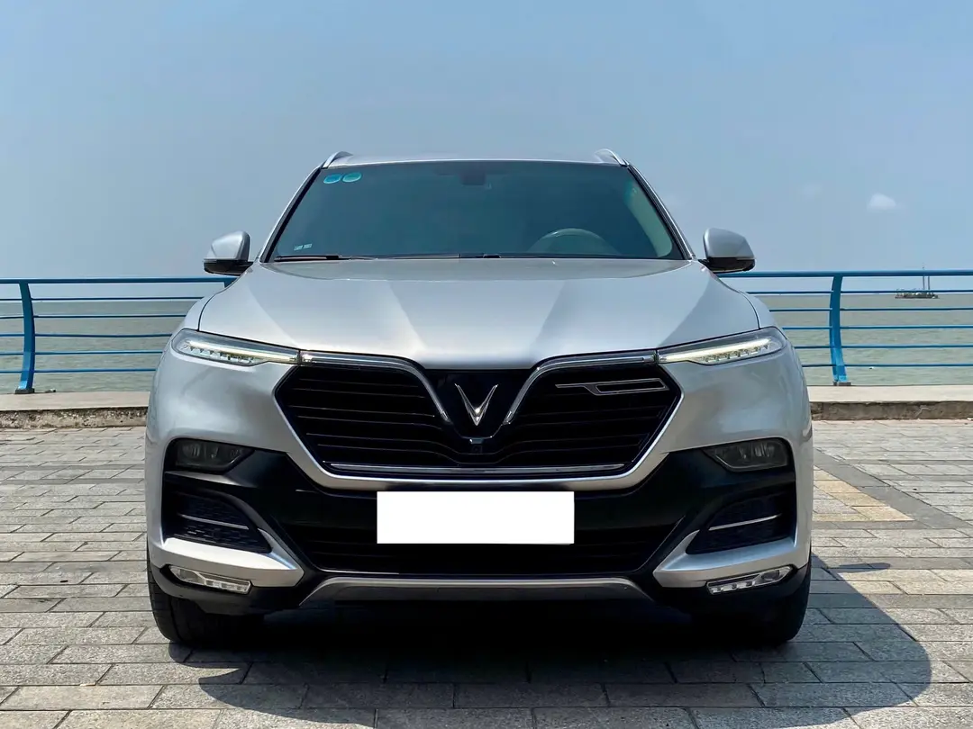 VINFAST LUX SA 2.0 2019 - 106.000KM