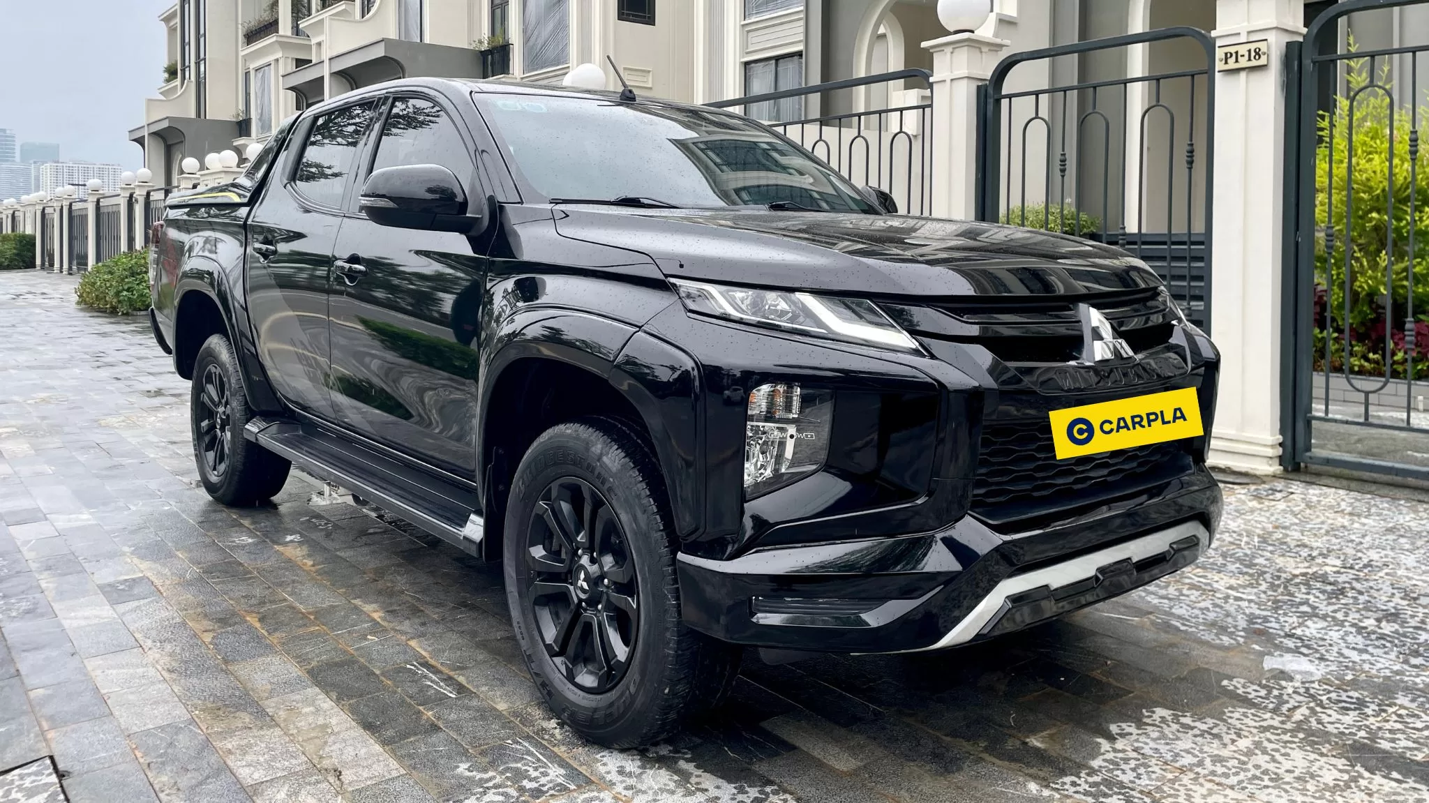 Mitsubishi Triton 2022 Đen